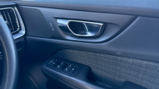 Volvo V60 2.0 B3P Momentum 5dr Auto [7 speed] Petrol Estate